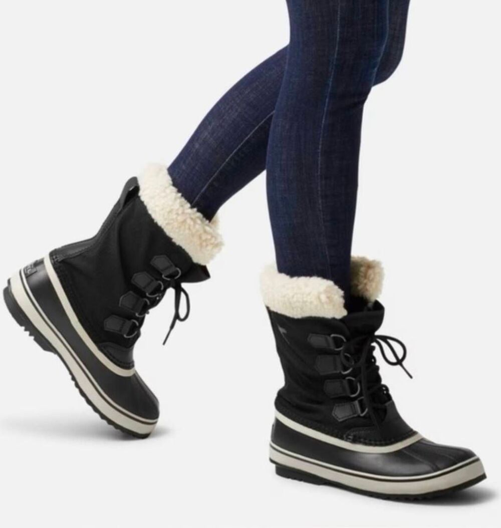 SOREL Women's Carnival Waterproof Boot US 7 $180
